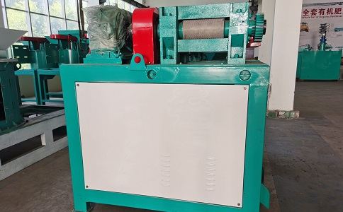 對輥擠壓式造粒機 對輥擠壓式造粒機